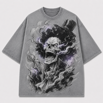 Oversized Streetwear Graphic Tee – Smoky Skull Top Hat Print