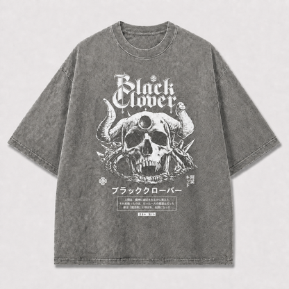 High-contrast Horned Skull Emblem with Gothic Oversized Graphic Tee