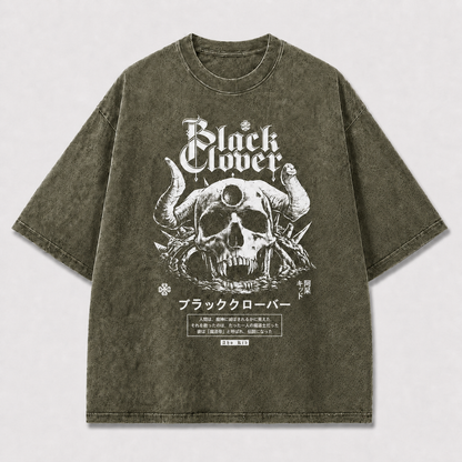 High-contrast Horned Skull Emblem with Gothic Oversized Graphic Tee